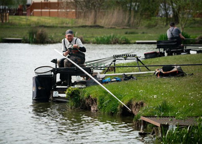 Comment aborder une pêche de bordure en carpodrome ? 