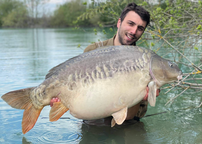 Expert de la pêche de la carpe I Pacific Pêche